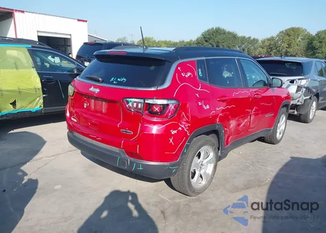 2018 Jeep Compass Latitude Fwd из США, поврежденный, VIN 3C4NJCBB1JT140436